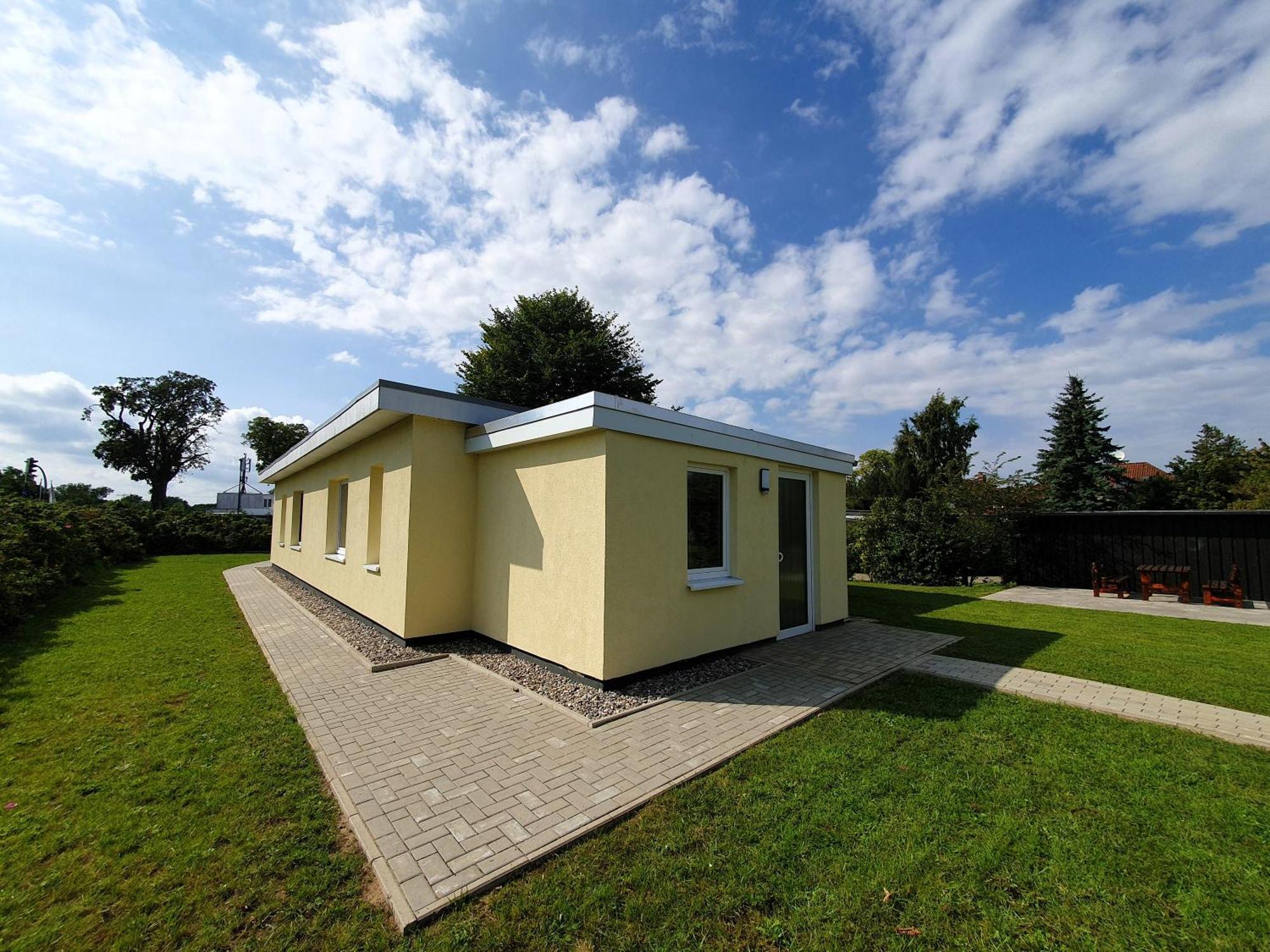 Radfreundliches Wohlfuehl-Apartment Mit Terrasse Und Parkplatz - Fewo Woody Schwerin  Extérieur photo